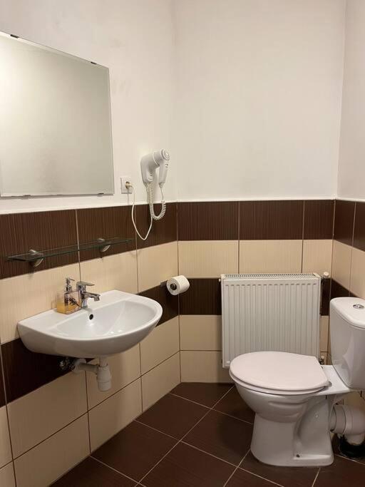 12# Sunflower Cozy Apartment Boedapest Buitenkant foto