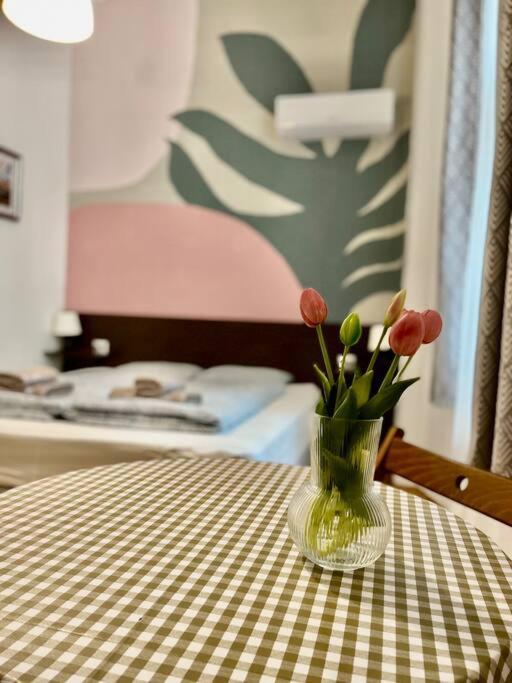 12# Sunflower Cozy Apartment Boedapest Buitenkant foto
